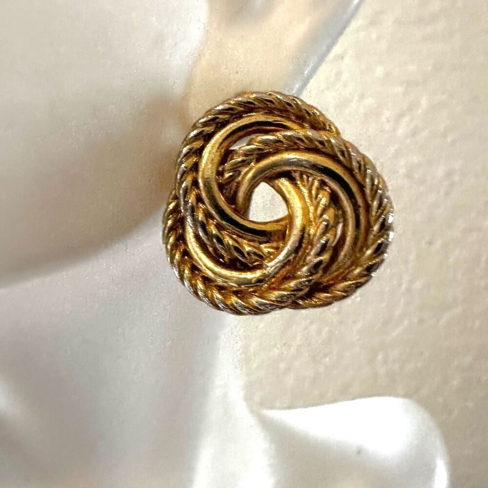 Vintage gold tone circle knot earrings